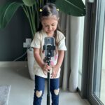 Smriti Khanna Instagram - Let's go in the new season with @hm @hmkids #HMKids Little miss Photographer at work 📸 Dubai, United Arab Emirates