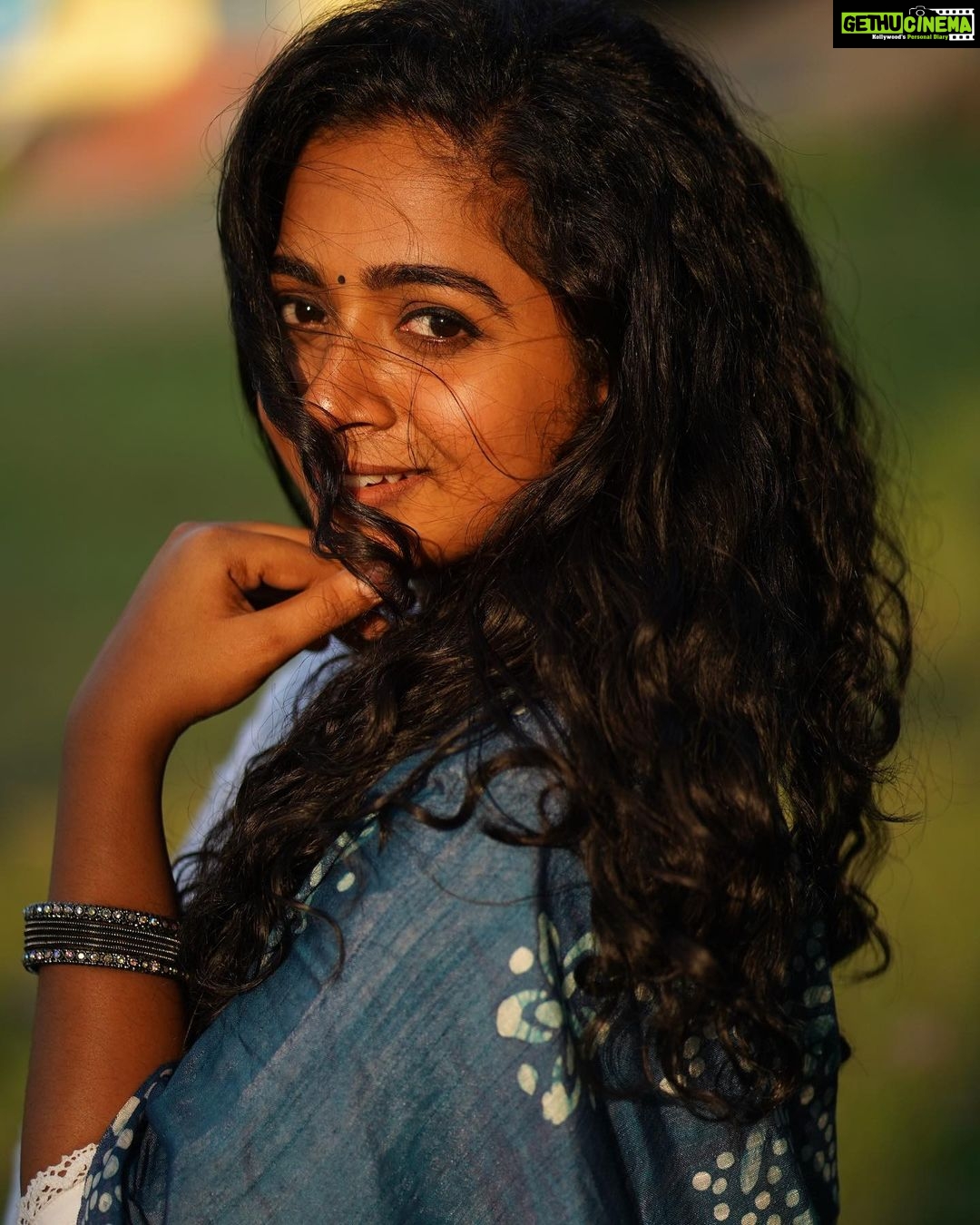 Sneha Babu Instagram - Catching some golden hour rays.