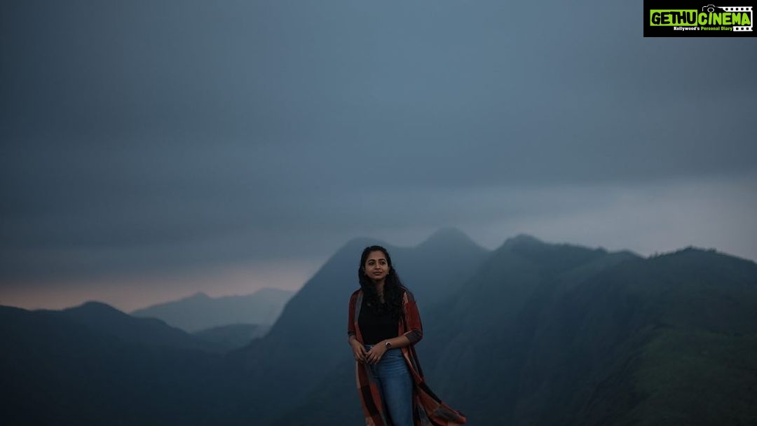 Sneha Babu Instagram - ✨ Pc:- @cherin_paul Outfit:- @lax_desino