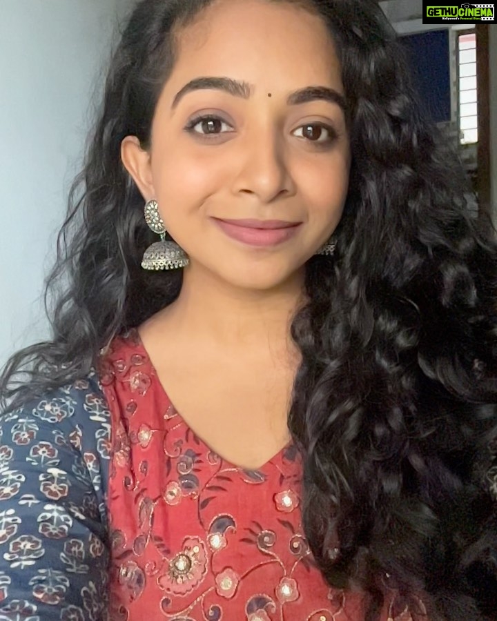Sneha Babu Instagram - Outfit:- @lax_desino ❤️