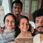 Sneha Babu Instagram - If you haven’t watched SAMARTHYA SHASTHRAM yet, go and watch it now on YOUTUBE. @karikku_fresh ❤️ @nikhilprasaad @shyamingireesh @nileen_sandra @rakezdp @akhil_xavier__ @ajmalhasbulla @jakeadamshomedecorinterior @sivadaskavullapurayil @_its_me_caroline @eldhoscariya @joyal__jo_thomas @_im_vk @rejithanirudh @unnimathews @krishnachandran97 @kiranviyyath @sabareeshsajjin @nileen_sandra @ab.vadakkan @anandmathews @zhinzshan @rajagopal_rahul @vimal_kumar_online
