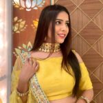 Sneha Bhawsar Instagram - Create your own sunshine.✨ #ghumhaikisikeypyaarmeiin #starplus #ghkpm #karishmachavan #weddingoutfit #lehenga #instagram #indowestern #bollywood #fyp #explorepage #snehabhawsar #starplus #fashion #outfitoftheday #fashionblogger #fashioninsta #indowestern #indowesternoutfit Mumbai, Maharashtra