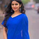 Soundariya Nanjundan Instagram - With each step she takes, she leaves a trail of beauty behind💙 🦋 🎥 - @reflectionofmymemories 🫰🏻 Hairdo - @meghna_makeoverartistry 🪷 #stylebyme ✨ 🦋 🦋 🦋 #soundariyananjundan #bangalore #cherryblossom #streetstyle #fashion #style #streetwear #ootd #streetphotography #fashionblogger #photography #streetfashion #street #instagood #fashionstyle #fashionista #instafashion #outfitoftheday #outfit #love #photooftheday #model #lifestyle #like #art #instagram #styleblogger #picoftheday #follow Bangalore, India