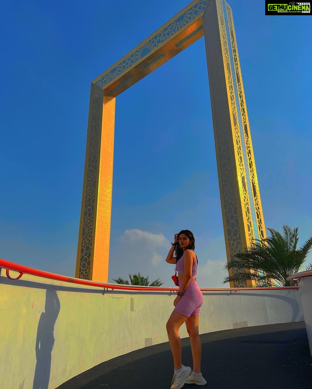 Soundariya Nanjundan Instagram - The Dubai Frame is the ultimate game of hide-and-seek - except you can't really hide behind a frame that big🤠💜 📸- @bhoopalm_official Outfit- @hm 💼- @guess #styledbyme 💜 💜 💜 💜 💜 💜 #soundariyananjundan #dubaiframe #dubai #uae #dubailife #love #fashion #instagram #instagood #india #travel #photography #dubaifashion #dubailifestyle #uae🇦🇪 #kannadiga #chennai #outfit #followforfollowback #likesforlike #instalike #travelphotography #destination #purple #ootd #photography #fashionblogger #blogger #influencer #model