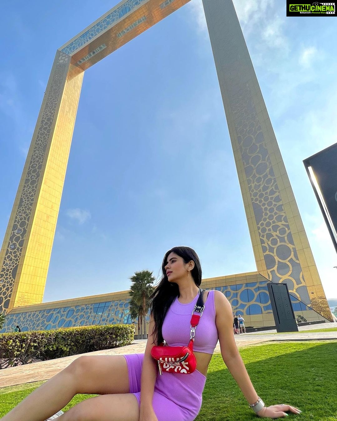 Soundariya Nanjundan Instagram - Finding the perfect angle in the Dubai Frame πΌοΈ π The ultimate backdrop for a picture-perfect moment @dubaiframe πΈ- @bhoopalm_official Outfit- @hm πΌ- @guess #styledbyme π π π π π π #soundariyananjundan #dubaiframe #dubai #uae #dubailife #love #fashion #instagram #instagood #india #travel #photography #dubaifashion #dubailifestyle #uaeπ¦πͺ #kannadiga #chennai #outfit #followforfollowback #likesforlike #instalike #travelphotography #destination #purple #ootd #photography #fashionblogger #blogger #influencer #model Dubai Frame Ψ¨Ψ±ΩΨ§Ψ² Ψ―Ψ¨Ω