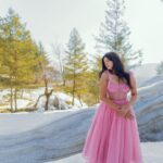 Soundariya Nanjundan Instagram - I'm wandering through a snow-covered landscape, where every step feels like a new adventure🌸 ❄️ Series : Frozen Girl 📸 - @karthikha_photography Stylist : @neelam_stylist Videography: @styl_by_prathi Assistant: @ranjith_ranil Edit : @incomplete.storiezz #soundariyananjundan 🌸 🌸 🌸 🌸 🌸 🌸 #kashmir #gulmarg #cinderella #instagram #reels #reelsinstagram #trending #india #destination #snow #winter #nature #mountains #photography #travel #mountain #love #naturephotography #winterwonderland #photooftheday #cold #snowday #instagood #adventure #travelphotography #ice #picoftheday #beautiful #sky Kashmir A Heaven On Earth