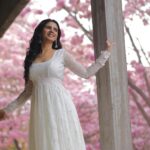 Soundariya Nanjundan Instagram - Lost in a sea of pink 🌸🕊️ #cherryblossom 🌸 🌸 📸 - @bhoopalm_official 🫰🏻 Outfit- @mayon_by_subhathracouture Hairdo - @meghna_makeoverartistry 🪷 #stylebyme ✨ 🌸 🌸 🌸 #soundariyananjundan #bangalore #cherryblossom #streetstyle #fashion #style #streetwear #ootd #streetphotography #fashionblogger #photography #streetfashion #street #instagood #fashionstyle #fashionista #instafashion #outfitoftheday #outfit #love #photooftheday #model #lifestyle #like #art #instagram #styleblogger #picoftheday #follow Bangalore, India