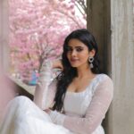 Soundariya Nanjundan Instagram - Lost in a sea of pink 🌸🕊️ #cherryblossom 🌸 🌸 📸 - @bhoopalm_official 🫰🏻 Outfit- @mayon_by_subhathracouture Hairdo - @meghna_makeoverartistry 🪷 #stylebyme ✨ 🌸 🌸 🌸 #soundariyananjundan #bangalore #cherryblossom #streetstyle #fashion #style #streetwear #ootd #streetphotography #fashionblogger #photography #streetfashion #street #instagood #fashionstyle #fashionista #instafashion #outfitoftheday #outfit #love #photooftheday #model #lifestyle #like #art #instagram #styleblogger #picoftheday #follow Bangalore, India