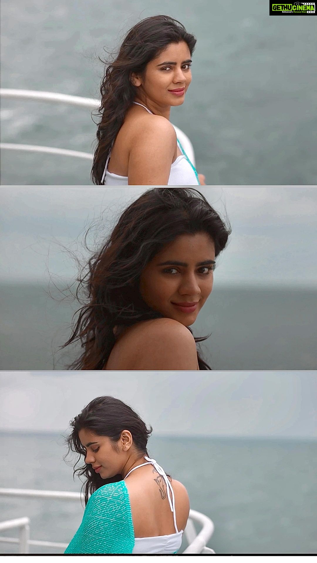 Soundariya Nanjundan Instagram - This song holds a special place in my heart🎶 🌊 🎥 - @bhoopalm_official 🌊 🌊 🌊 🌊 🌊 #JoshMeinAaja @officialjoshapp @joshapp.tamil 🌊 #soundariyananjundan #sea #beach #nature #travel #photography #ocean #sun #love #photooftheday #sky #instagood #mare #landscape #picoftheday #beautiful #travelphotography #photo #naturephotography #ig #water #instagram #blue #vacation #waves #art #sealife #instagood #followforfollowback #likesforlike Tamilnadu,India