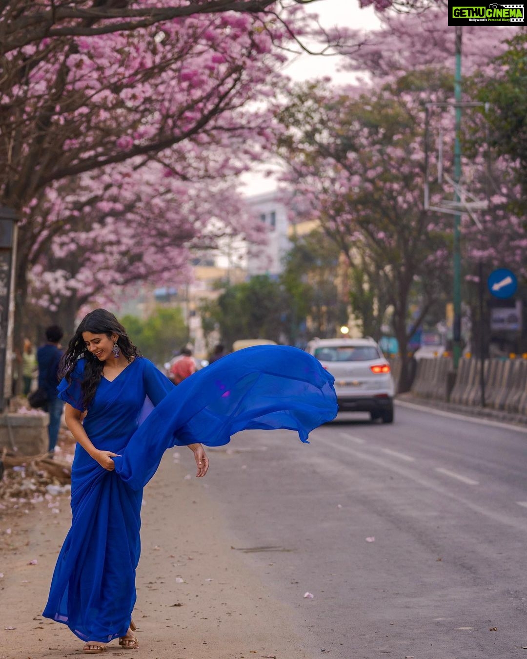 Soundariya Nanjundan Instagram - She was a wild, beautiful dream that had come to lifeπ π¦ πΈ- @reflectionofmymemories π«°π» Hairdo - @meghna_makeoverartistry πͺ· #stylebyme β¨ π¦ π¦ π¦ #soundariyananjundan #bangalore #cherryblossom #streetstyle #fashion #style #streetwear #ootd #streetphotography #fashionblogger #photography #streetfashion #street #instagood #fashionstyle #fashionista #instafashion #outfitoftheday #outfit #love #photooftheday #model #lifestyle #like #art #instagram #styleblogger #picoftheday #follow Bangalore, India