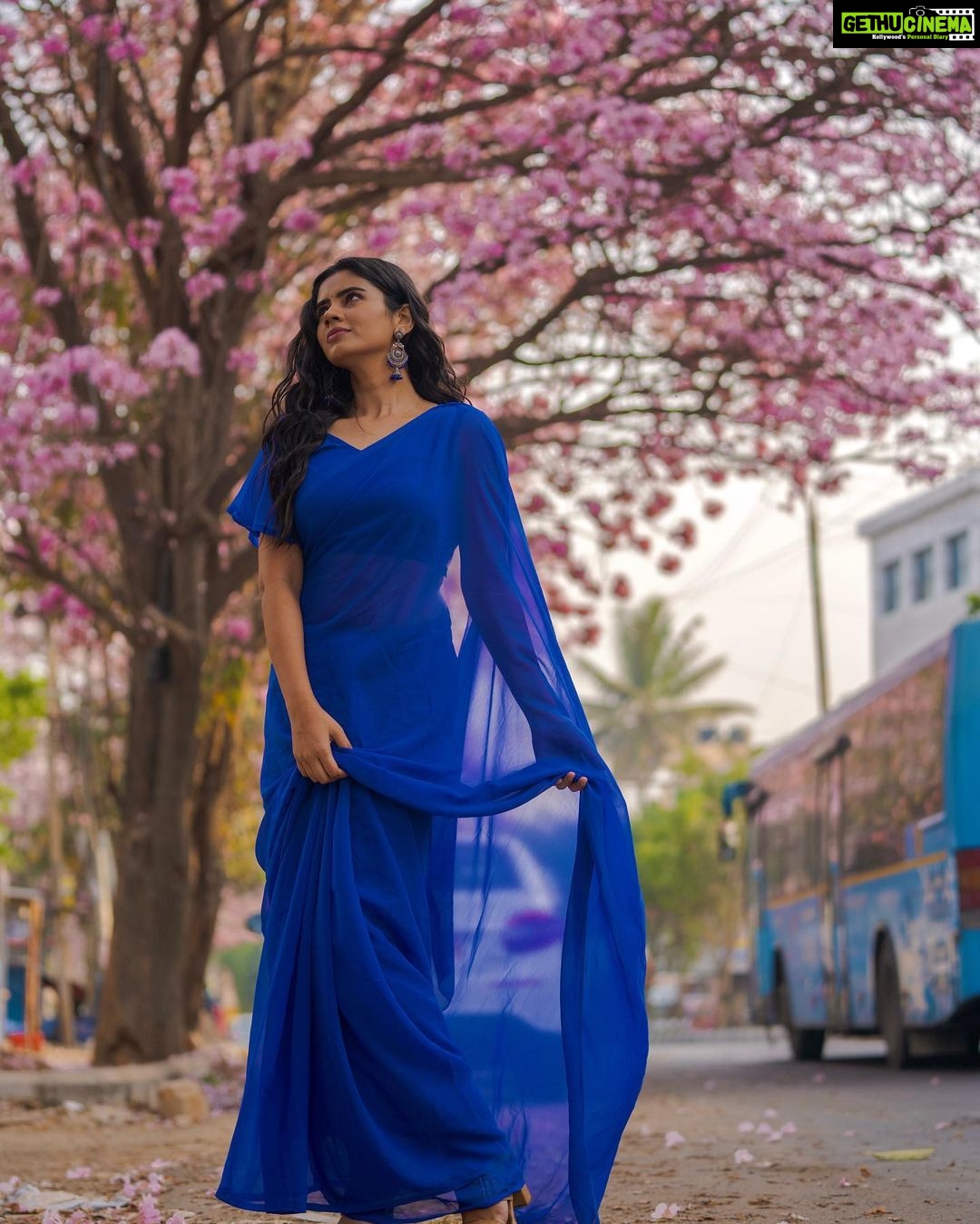 Soundariya Nanjundan Instagram - She was a wild, beautiful dream that had come to lifeπ π¦ πΈ- @reflectionofmymemories π«°π» Hairdo - @meghna_makeoverartistry πͺ· #stylebyme β¨ π¦ π¦ π¦ #soundariyananjundan #bangalore #cherryblossom #streetstyle #fashion #style #streetwear #ootd #streetphotography #fashionblogger #photography #streetfashion #street #instagood #fashionstyle #fashionista #instafashion #outfitoftheday #outfit #love #photooftheday #model #lifestyle #like #art #instagram #styleblogger #picoftheday #follow Bangalore, India