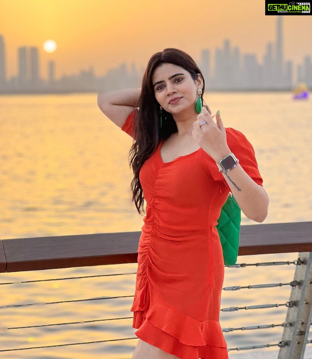 Soundariya Nanjundan Instagram - Iβve never met a sunset like this π₯Ί The sky is putting on a showβοΈ π
πΈ- @bhoopalm_official π- @dubaicreekharbour π Outfit- @zara Accessories - @hm π
π
π
π
#soundariyananjundan #dubaicreek #sunset #nature #photography #sky #travel #photooftheday #dubai #love #sunsetphotography #naturephotography #beach #sun #instagood #summer #beautiful #sea #picoftheday #clouds #photo #travelphotography #sunsetlovers #sunsets #instagram #uae #naturelovers #photographer #sunsetlover #dubaicreekharbour Dubai Creek Harbour
