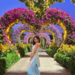 Soundariya Nanjundan Instagram - Lost in a sea of flowers 💐 🌻 Not a garden person, but still i love to enjoy the beauty of flowers 🙈🌼 #flowers #naturelover" 🌻 📸- @bhoopalm_official Outfit- @kiarainchennai 🌻 🌻 🌻 🌻 🌻 #soundariyananjundan #dubai #uae #mydubai #dubailife #abudhabi #love #naturephotography #fashion #garden #flower #dubaimiraclegarden #instagram #qatar #dubaimall #instagood #india #travel #photography #luxury #dubaifashion #emirates #dubaimarina #burjkhalifa #saudiarabia #paris #bahrain #dubailifestyle Dubai Miracle Garden