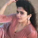 Soundariya Nanjundan Instagram - Sandy hair, endless summer 🐌 🦂 📸 - @crackjackphotography 🦂 🦂 🦂 🦂 🦂 🦂 🦂 #soundariyananjundan #beach #travel #summer #sea #nature #photography #sunset #love #beachlife #ocean #photooftheday #instagood #beautiful #vacation #travelphotography #picoftheday #sky #instagram #beachvibes #travelgram #waves #photo #sand #fashion #like #naturephotography #surf #instagood #instagram #followforfollowback #likesforlike 🌊 🌊 🌊 🌊 #soundariyananjundan #beach #travel #summer #sea #nature #photography #sunset #love #beachlife #ocean #photooftheday #instagood #beautiful #vacation #travelphotography #picoftheday #sky #instagram #beachvibes #travelgram #waves #photo #sand #fashion #like #naturephotography #surf #instagood #instagram #followforfollowback #likesforlike