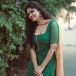 Soundariya Nanjundan Instagram - the simplicity and calmness of the solitary green. 💚🌳 🍃 📸- @crackjackphotography 🍃 🍃 🍃 🍃 🍃 #soundariyananjundan #chennai #kannadiga #soundariya #actress #tamilcinema #model #actor #tamilnadu #bangalore #cinema #modellife #soundarya #soundaryananjundan #modelling #fashion #outfitoftheday #ootdfashion #reels #reelsinstagram #photo #photographer #camera #lifestyle #fashionblogger #travel #green #greenday Kerala Alapuzha