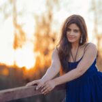 Soundariya Nanjundan Instagram - அடடா என் கண் முன்னாடி அவளே வந்து நின்றாளே… 🍂 . 📸- @karthikha_photography Styling- @neelam_stylist 🍁 🍁 🍁 🍁 🍁 . #soundariyananjundan #karthikha_photography #kashmir #srinagar #instagram #reels #reelsinstagram #trending #india #destination #nature #mountains #photography #travel #love #naturephotography #photooftheday #instagood #adventure #travelphotography #picoftheday #beautiful #sky #hills #forest #jammukashmir #instagood #reelitfeelit Srinagar, Jammu and Kashmir