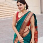 Soundariya Nanjundan Instagram - Draped in elegance ❤️ 🪷 📸- @bhoopalm_official Saree- @thenmozhidesigns Styledbyme✨ 🪷 🪷 🪷 🪷 🪷 #soundariyananjundan #lotus #sarees #saree #sareelove #fashion #flowers #followforfollowback #like #instadaily #sareelovers #sareesofinstagram #ethnicwear #sareeblouse #silksarees #sareefashion #silksaree #indianwear #sareeindia #instagram #silk #indianfashion #sareedraping #traditional #designersarees #sareecollection #india #sareelover #sareestyle #sareeblousedesigns