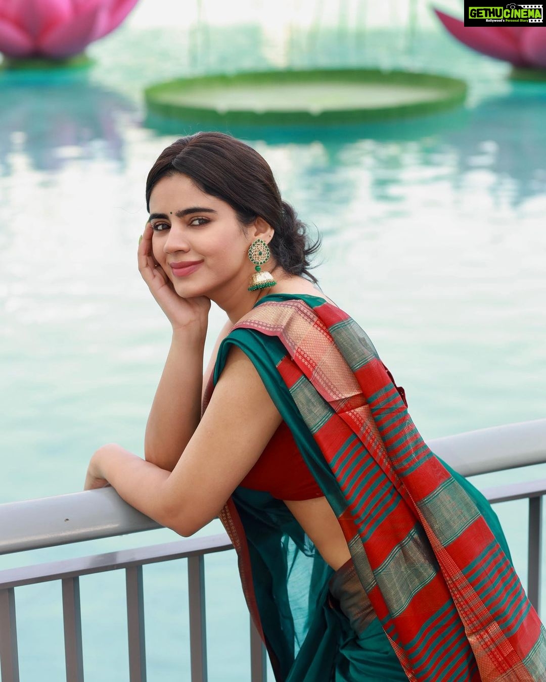 Soundariya Nanjundan Instagram - Graceful in the Lotus's embrace 🪷 🪷 📸- @bhoopalm_official Saree- @thenmozhidesigns Styledbyme✨ 🪷 🪷 🪷 🪷 🪷 #soundariyananjundan #lotus #sarees #saree #sareelove #fashion #flowers #followforfollowback #like #instadaily #sareelovers #sareesofinstagram #ethnicwear #sareeblouse #silksarees #sareefashion #silksaree #indianwear #sareeindia #instagram #silk #indianfashion #sareedraping #traditional #designersarees #sareecollection #india #sareelover #sareestyle #sareeblousedesigns