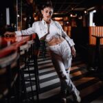 Sreejita De Instagram - Elevating the ordinary to the extraordinary, one frame at a time. 📷🍹 🎬Shot & Edited by @ashmaneditors Location @truetrammtrunk #sreejitade #fashion #makeup #outfit #beauty #photoshoot # #explorepage #trending #photography