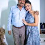 Sreejita De Instagram - Cherishing everyday, every moments spent with my superhero, my Baba. Thank you for being my father, you are the best! Happy Father's Day to the man who has always been there for me. ❤️👨‍👧 🎬Shot & Edited by @ashmaneditors #Sreejitade #happyfathersday #fatherdaughter #love #blessing #trendingreels #viral #explorepage #explore #trending