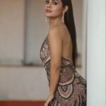 Sreejita De Instagram - Embracing my inner goddess with a hint of mystery ✨ Photographer credit: @lsd.photography.official Styled by: @ashnaamakhijani Outfit: @labelambrosiacouture Earring: @kushalsfashionjewellery #sreejitade #gold #photoshoot #actresslife #fashion #beauty #style #outfit # #explorepage #trending #explore #instagram
