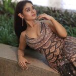 Sreejita De Instagram - Embracing my inner goddess with a hint of mystery ✨ Photographer credit: @lsd.photography.official Styled by: @ashnaamakhijani Outfit: @labelambrosiacouture Earring: @kushalsfashionjewellery #sreejitade #gold #photoshoot #actresslife #fashion #beauty #style #outfit # #explorepage #trending #explore #instagram