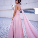 Sreejita De Instagram - A touch of grace, a dash of glamour 🩷🫰 🎬Shot & Edited by @ashmaneditors Outfit - @the_simsstudio @seema_patel30 #sreejitde #viral #explorepage #InnerGoddess #trending #explore #instagram #instadaily #style #pink #hot #explore #instagood #glamour #photoshoot #celebstyle