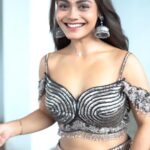Sreejita De Instagram – Jhumakaa giraa re bareli ke bazaar me 💫🔥
@aliaabhatt @ranveersingh @dharmamovies

🎬Shot & Edited: @ashmaneditors
Outfit: @asopalav
@saree.com_by_asopalav 

#sreejitade #rockyaurranikiipremkhaani #jhumakaa #aliabhatt #ranveersingh #viral #trendingreel #reelkarofeelkaro #explorepage #trending