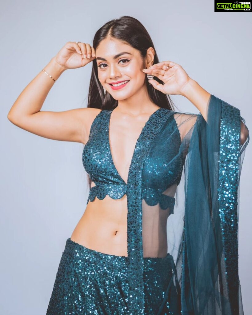 Sreejita De Instagram - Can’t resist the charm of a lehenga!☺💫 🎬Shot & Edited by @ashmaneditors Outfit : @asopalav @saree.com_by_asopalav Jewellery @kushalsfashionjewellery #sreejita #lehenga #traditional #indianoutfit #fasion #style #glamour #viral #explorepage #explore #trending #trends #trend