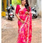 Srinisha Jayaseelan Instagram - Be it summer or winter, a saree is for all seasons.💜❤️😍 Saree from the brand new @house_of_haadiya 😍💜❤️ So happy to have launch our new brand for all the saree lovers! Go grab your soon!! Can’t wait to show you all more😍💜❤️ 📸: @snaps_by_madhu ❤️💜