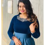Srinisha Jayaseelan Instagram - Do not miss to catch me on Super singer today at 6.30pm on @vijaytelevision ! This time it’s even more special🥺❤️ Performed my songs #kannoram & #adipenne with the man himself @stephenzec ❤️ And also an another performance with the current season contestant #logeshwaran. Hope you all like it💜❤️ Outfit: @akira_the_couture__ ❤️