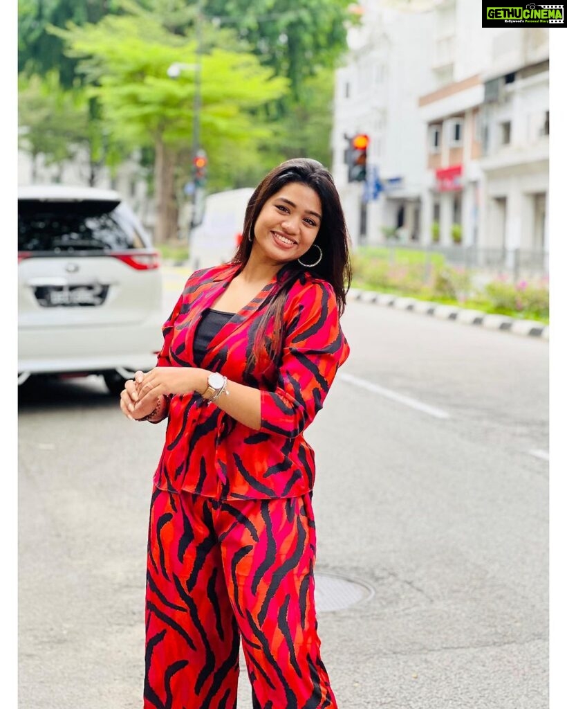 Srinisha Jayaseelan Instagram - One happy day💜❤️😍 📸: @pravin_joel ✨ Kuala Lumpur MALAISIA