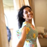 Sumbul Touqeer Khan Instagram – These Elegant and Minimalist curtains are from @osakafurnishings.in
It made my house look more rich by its elegance and pure aesthetic.

Selection and Conceptualisation by (Architect @raahdikha09 )

Shot & Edited by @ashmaneditors

Styled by @rimadidthat
Shirt @houseofreeofficial
