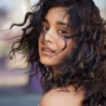 Sumbul Touqeer Khan Instagram - Love is in the hair 💞 Do check out my latest vlog, the link is in bio.