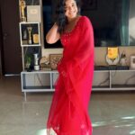 Sumbul Touqeer Khan Instagram - Swipe to the RED 😉 Outfit: @lavanyathelabel Styling: @styling.your.soul