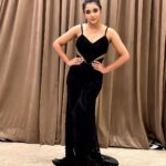 Sumbul Touqeer Khan Instagram - About Yesterday 💅✨️ ___________________________ outfit by @majesticbyjapnah styled by @styleby_shivi outfit pr @pr4ucommunications