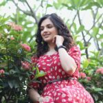 Tara Alisha Berry Instagram - Noodle waale baal. 📸 @snehilcam_ @yajasphotography_