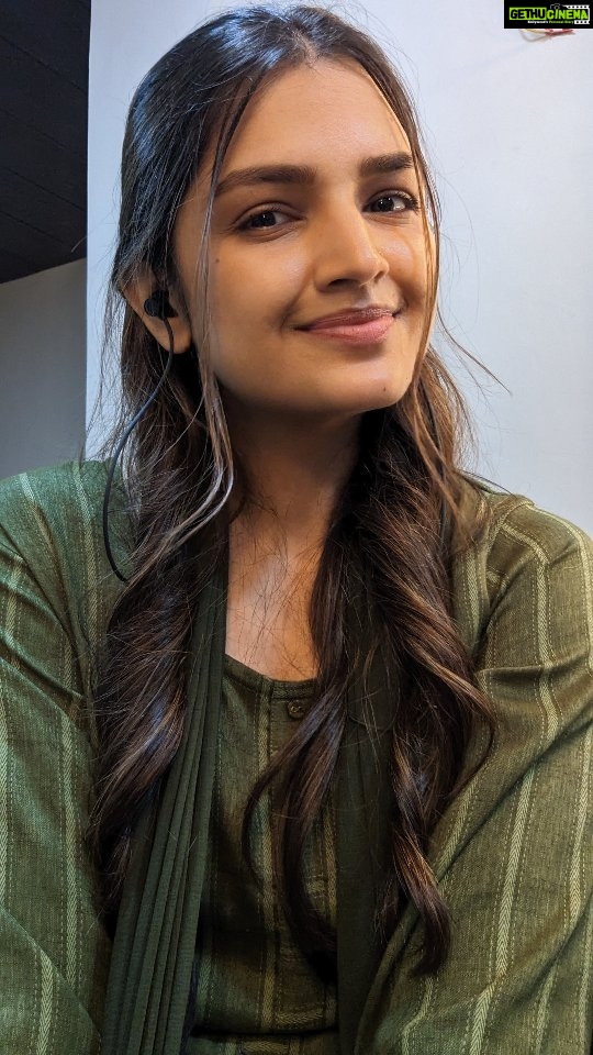 Tara Alisha Berry - 7.8K Likes - 🍍
PS: These are the most delicious vacuum-cooked Crispy Beetroot chips from @tobehonestfoods !