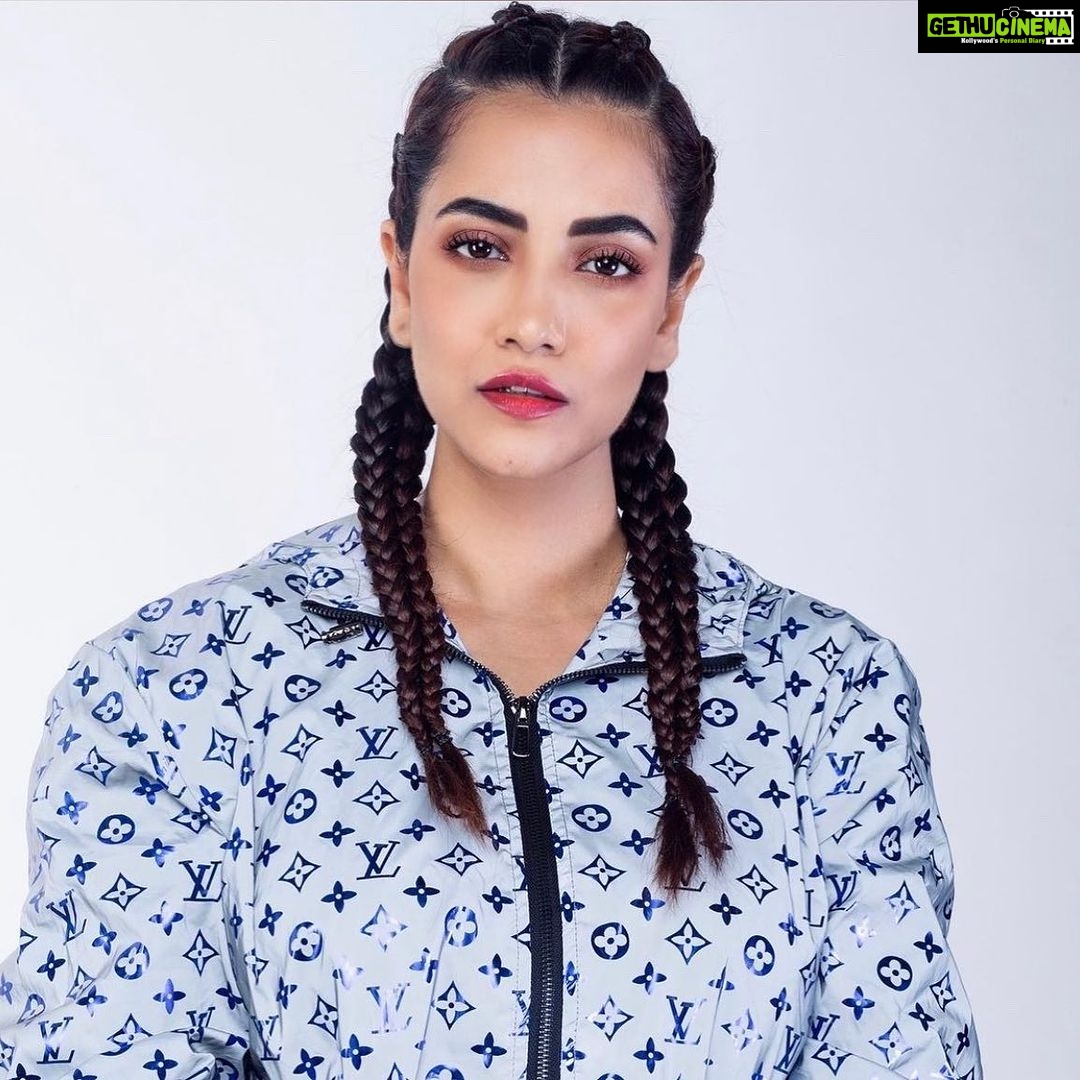Tia Bajpai - 81.8K Likes - Another day, Another pose