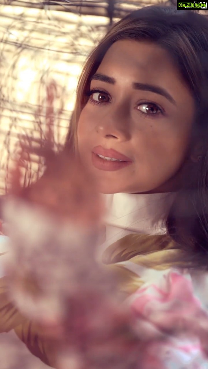 Tina Datta Instagram - 😉😍🥰💕 . . . #EklaChaloRe #WarriorPrincess #TinaKaStyle #feelkaroreelkaro #feelitreelit #reels #reelsinstagram #fashion #style #lookbook #stylefile #explorepage #tinadatta