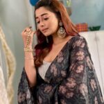 Tina Datta Instagram - Somvaar aaj se Surili ke naam... Waqt ke aage badhte, aa gayi hai #SurShiv ki zindagii naye mod par. Kuch uljhane, kayi khatre; but yeh pyaar na hoga kam... Dekhte rahiye Hum Rahe Na Rahe Hum. Aur comments mein bataye voh kya hai joh aap Surili se relate karte ho? Monday-Friday 9:00 PM on @sonytvofficial @swastikproductions . . . #SomvaarWithSurili #EklaChaloRe #WarriorPrincess #HumRaheNaRaheHum #sonyentertainmenttelevision #gratitude #instagood #surili #instadaily #tinadatta