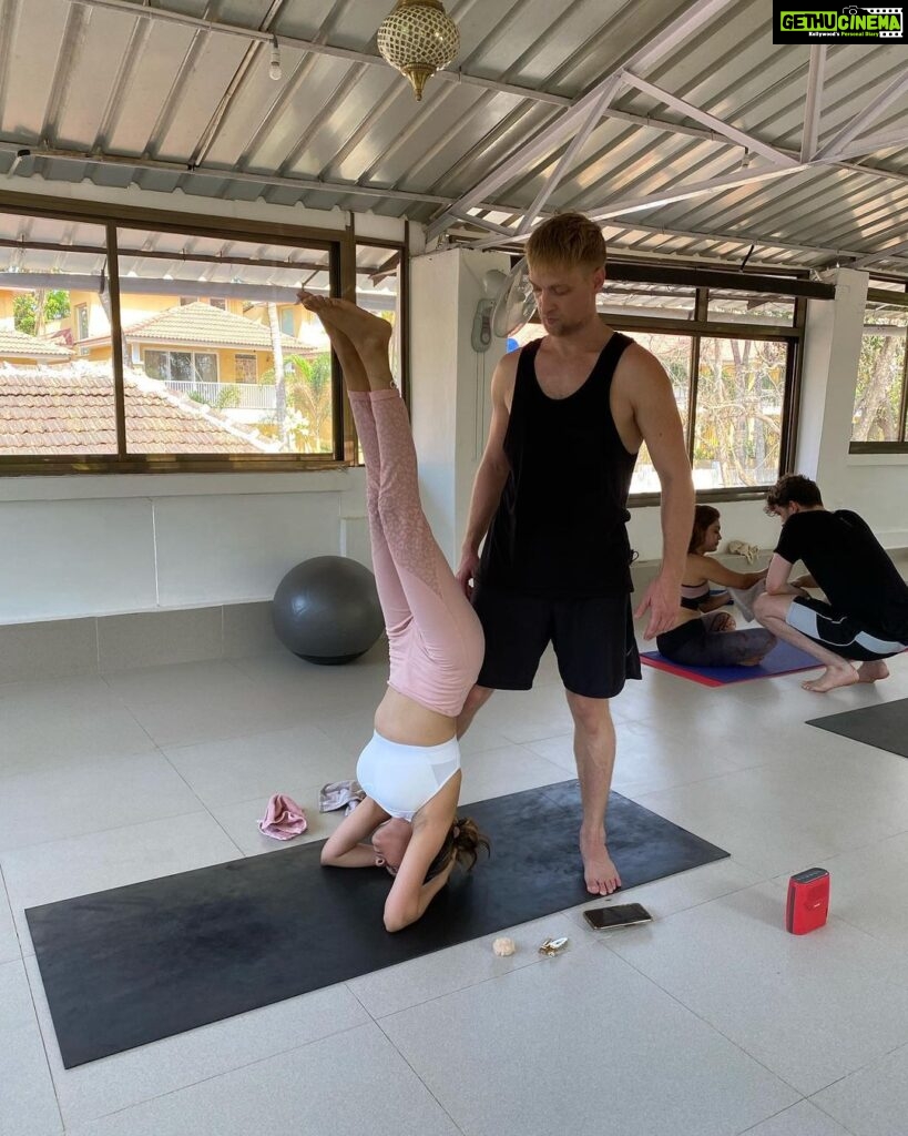 Tina Datta Instagram - From only liking to now totally loving it, my dearest @aashkagoradia and @ibrentgoble Jiju made me adore the art of yoga. Inspiring me daily and making me challenge myself to understand my true strength; Aashu and Brentaa jiju have been the best yoga mentors that anyone could ever ask for… Happy Yoga Day @ibrentgoble Jiju, could never find a better teacher than you. Also, wishing each one of you a very Happy Yoga Day!! Let your inner yogi/yogini bring the best out of you… #PhotoDump . . . #EklaChaloRe #WarriorPrincess #yogaday #happyyogaday #happyinternationalyogaday #yoga #yogini #instagood #instadaily #tinadatta Peace of Blue Yoga