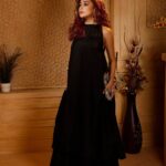 Tina Datta Instagram - Black ki kahani Aisi White ke bina adhuri And that’s all the poetry I can write. But I hope you can hit like at this pretty sight! . . . #EklaChaloRe #WarriorPrincess #TinaKaStyle #lookbook #stylefile #fashion #style #stylish #ootd #ootdfashion #tinadatta