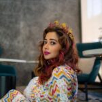 Tina Datta Instagram - Women of choice, words and efforts!! She makes her own crown and wears dignity on. Coz she’s the most beautiful representation of divinity. And She is You!! . . . #EklaChaloRe #WarriorPrincess #TinaKaStyle #fashion #style #fashiongram #lookbook #stylefile #crown #tinadatta