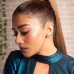 Tina Datta Instagram - Style is Comfort and Me! It speaks of who I am, lots of colours, lots of cuts, lots of regrowing back and lots of spark! That's Tina's Style for you all... #HTStyleAwards @hindustantimes @htcity . . 📸: @ayushgoenka_ 👗: @victor_robinsonofficial 💎: @the_jewel_gallery 🧣: @stylingbyvictor @sohail__mughal___ 💄: @makeupbyrishabk Media Relations: @brandnbuzz . . #EklaChaloRe #WarriorPrincess #TinaKaStyle #ootn #fashion #potd #photooftheday #style #lookbook #stylediary #tinadatta