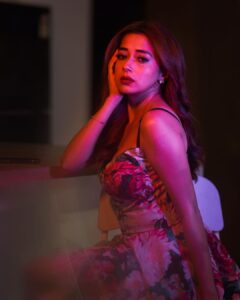 Tina Datta Instagram - You are your own strength… The power in you can build kingdoms!!
.
.
📸: @shotbysaurabh 
📍: @maximusstudiomumbai 
.
.
#EklaChaloRe #WarriorPrincess #TinaKaStyle #fashion #lookbook #stylefile #fashion #fashionista #style #instagood #instadaily #fyp #tinadatta