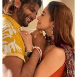 Tina Datta Instagram - Namaste 🙏🏻 Dekhna na bhooliye Hum Rahe Na Rahe Hum aaj se ek naye samay par. Somvaar se Shukravaar, sham 7:30 baje, @sonytvofficial par ❤️❤️ . . . . @swastikproductions @rahultewary @sktorigins @g3gill #SomvaarWithSurili #EklaChaloRe #WarriorPrincess #sonyentertainmenttelevision #gratitude #instagood #surili #instadaily #tinadatta