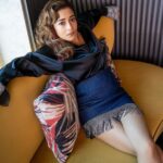 Tina Datta Instagram - Mausam hai bada hi suhana, Lage pyaara sa ruhana… Yuh lamho ki baaton mein, Dil ne dekha saawan mein sitaro ka chamakna!! . . . #EklaChaloRe #WarriorPrincess #TinaKaStyle #fashion #style #lookbook #stylefile #weekend #partymood #monsoon #tinadatta