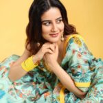 Vaidehi Parashurami Instagram – Wish me luck! 

नेहमी प्रमाणे तुमच्या आशीर्वादाची, पाठिंब्याची आणि प्रेमाची गरज आहे.

पुन्हा एकदा सूत्रसंचालकाच्या भूमिकेत…

मी होणार सुपरस्टार छोटे उस्ताद पर्व २

१० जून पासून शनिवार आणि रविवार रात्री ९ वाजता

फक्त @star_pravah वर