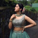 Vaidehi Parashurami Instagram - मी होणार सुपरस्टार - छोटे उस्ताद पर्व २ शनिवार आणि रविवार रात्री ९ वाजता, फक्त @star_pravah वर Outfit by @__cccreation Jewellery by @justjeweleryindia Styled by @sayali_vidya Assisted by @wranshaaayyy @shruti._.y Hair by @nilampatel12 Makeup by @vinayak_makeup Personal Assistant @mr.asalm_khan_46 Managed by @prernaasuryawanshi Assisted by @poojatayde Captured by @shrutisbagwe